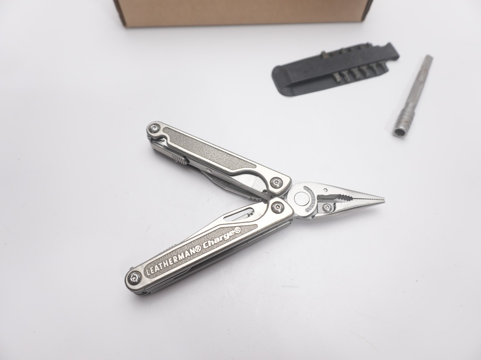 NICE! Leatherman Charge Ti Titanium Multi-Tool w/ Screwdriver Attachment