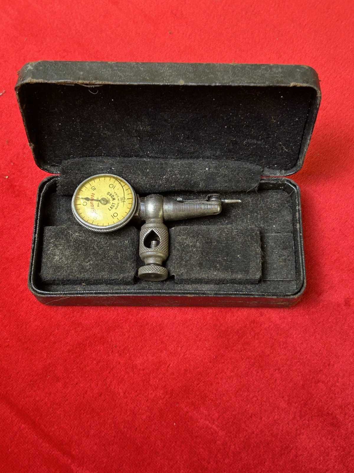 Starrett No. 711 Last Word Dial Test Indicator .001" Made in USA with Case
