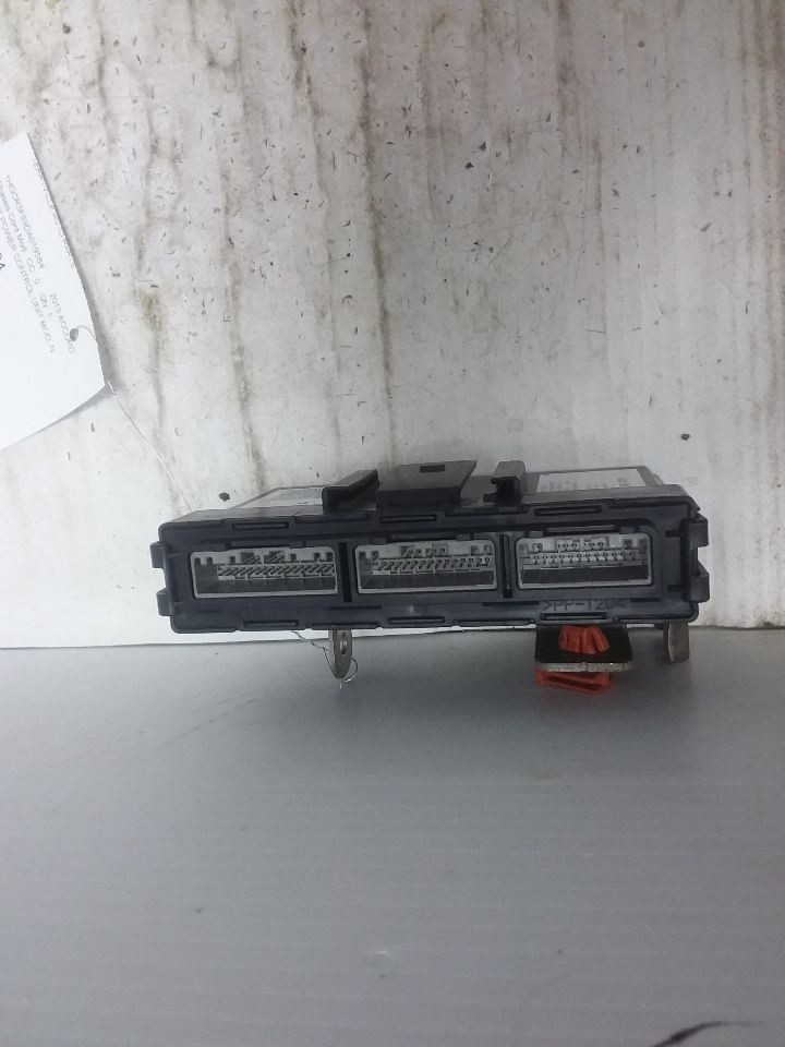 Smart Power Control Unit Module Left Hand Kick Panel Fits 13-14 ACCORD 1820156