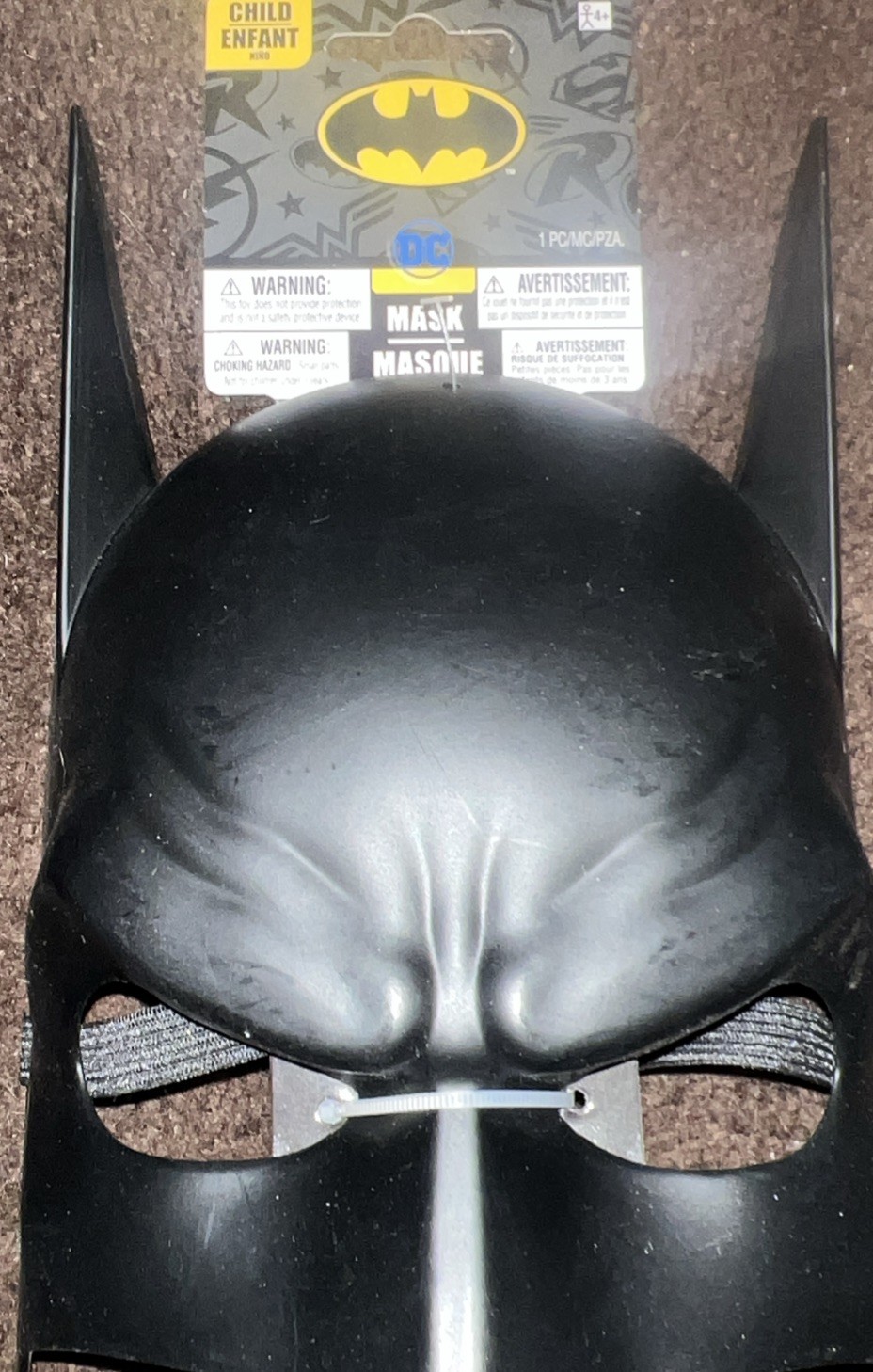 Amscan Dark Knight Batman Mask Costume Accessory For Kids With Wrinkles Details