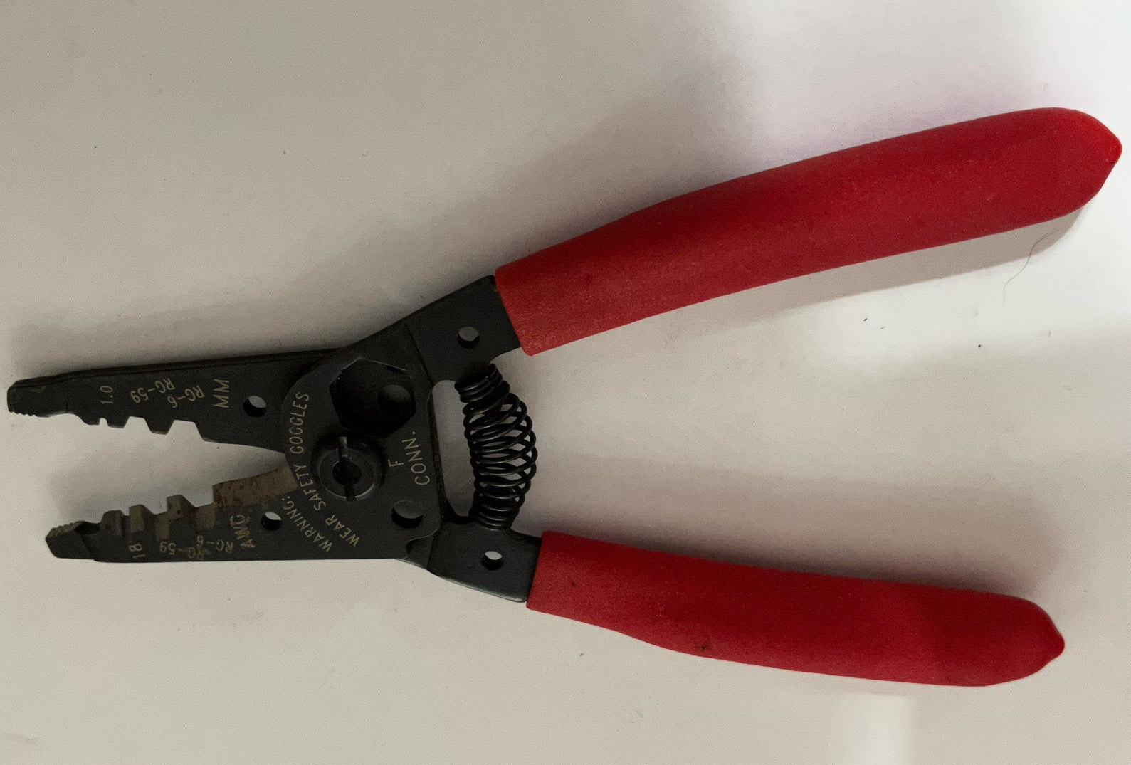 GB COAXIAL CABLE GS-59 STRIPPER & CUTTER