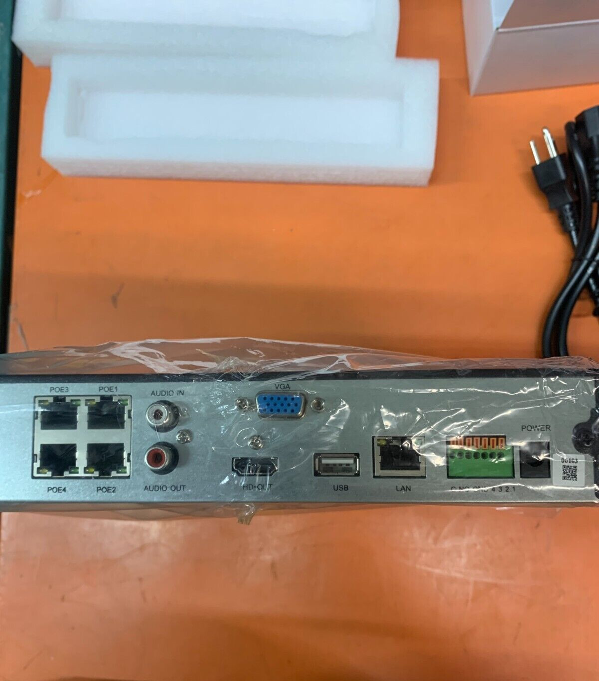 ClareVision CLR-V200-4PNVR1 4 Channel NVR