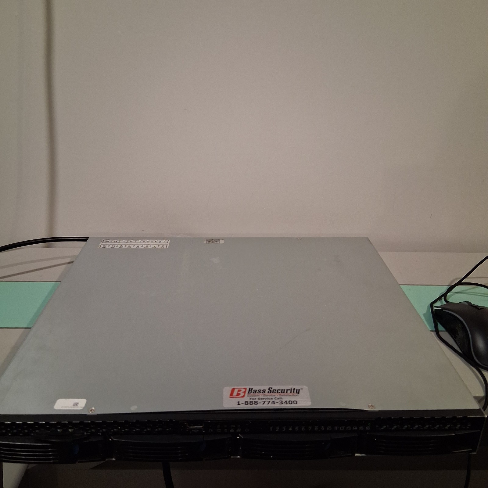 AMERICAN DYNAMICS ADVER04N0NP16G w/ 4tb HDD 0101-0832-02