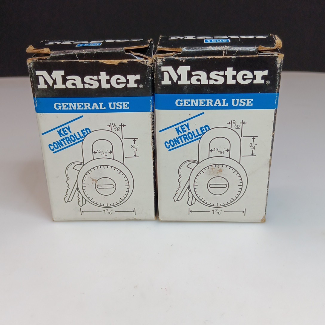 2 Master Lock Medium Security/General Use Combination Padlocks #1525 U.S.A. MADE