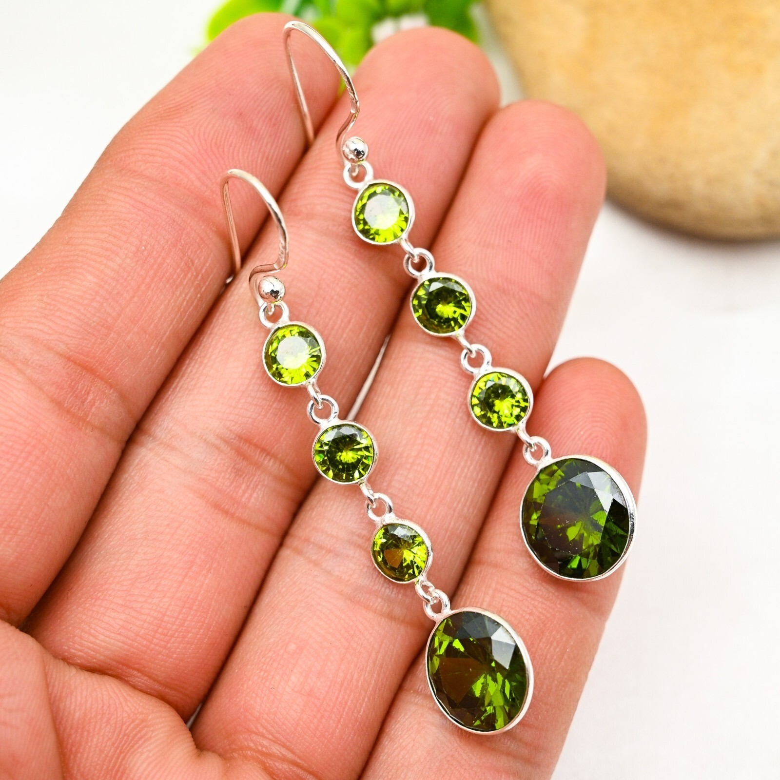 Beautiful Peridot Gemstone Earring 925 Sterling Silver Handmade Jewelry For Gift