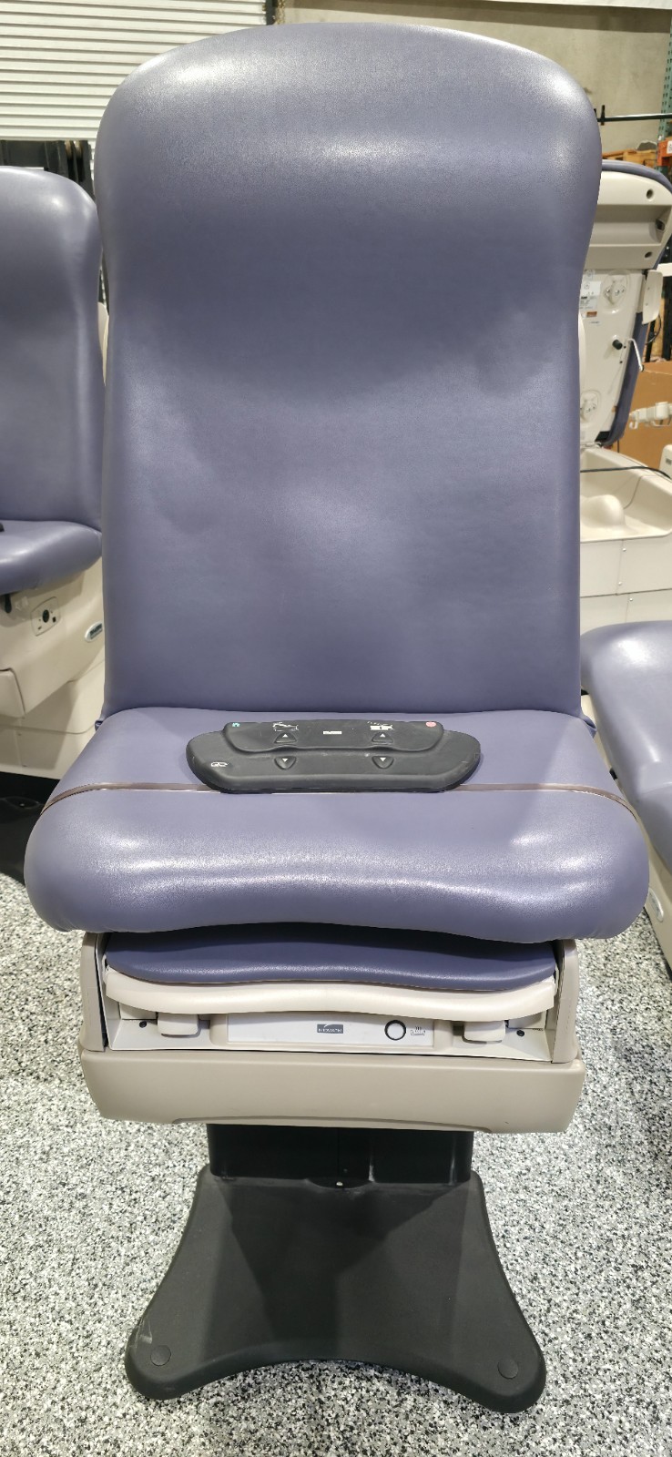 Midmark 625 Exam Treatment Table 625*441666 Examination Chair, with Foot Pedal
