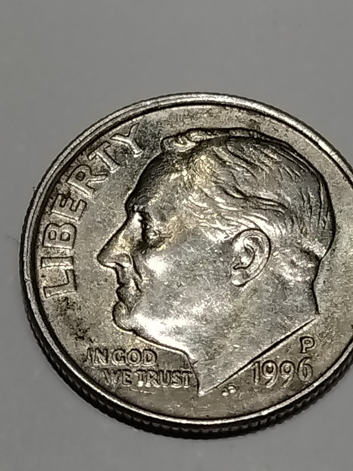 1996 P Roosevelt Dime Misaligned Die Obverse Error Rail road edge left
