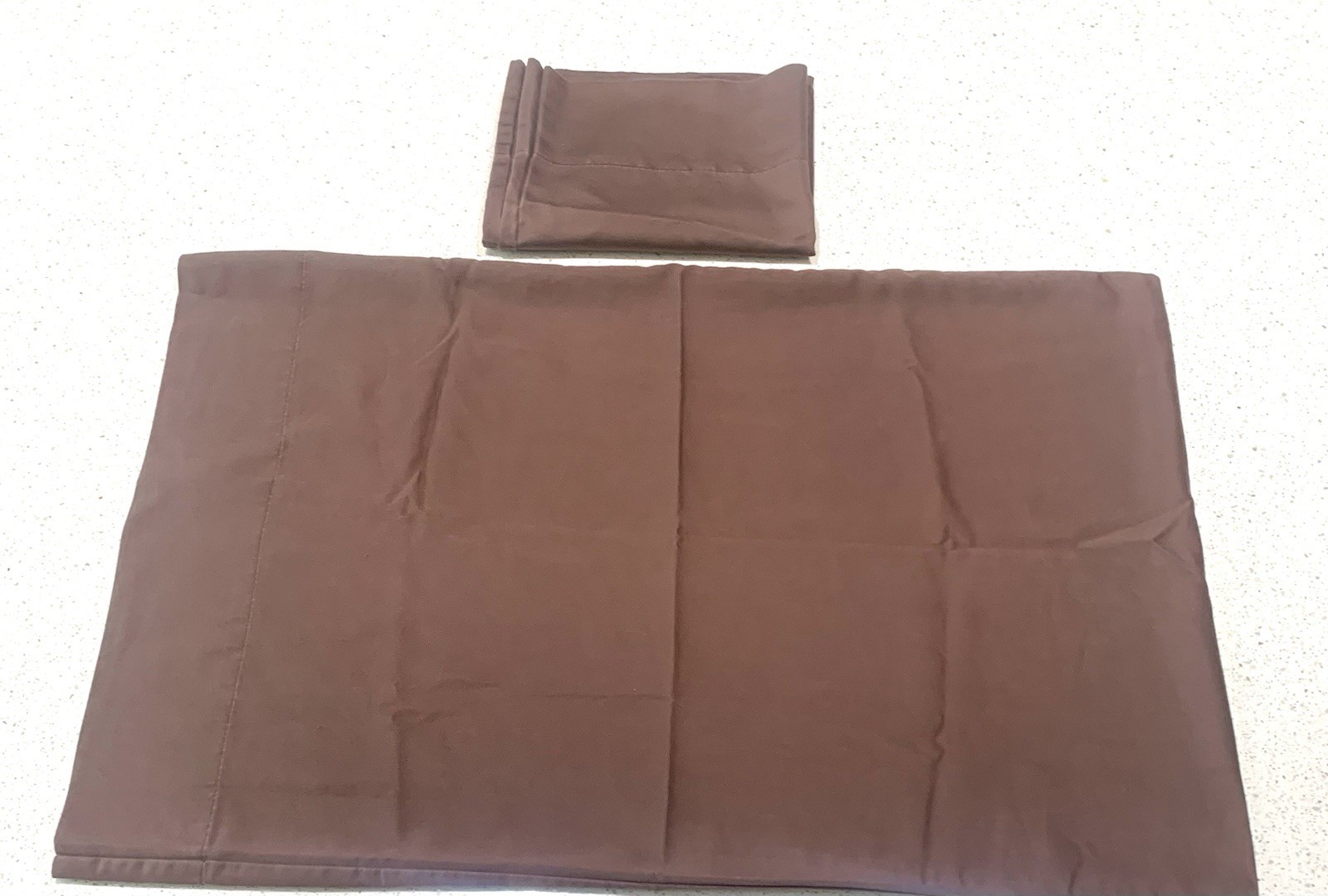 ROYAL Brown 2 Standard Pillowcases Cotton Blend 20x30 Pre-own