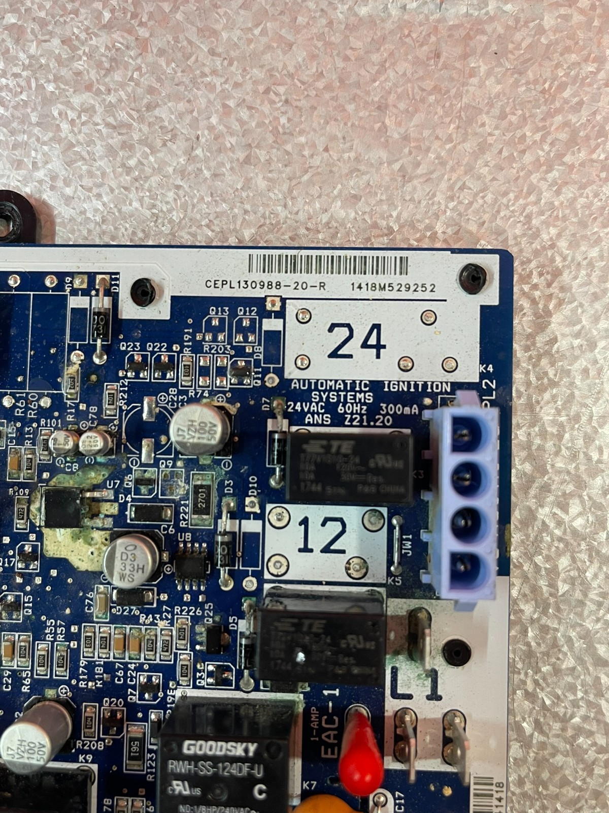 FURNACE CONROL BOARD - PART # CEBD430988-07-RA