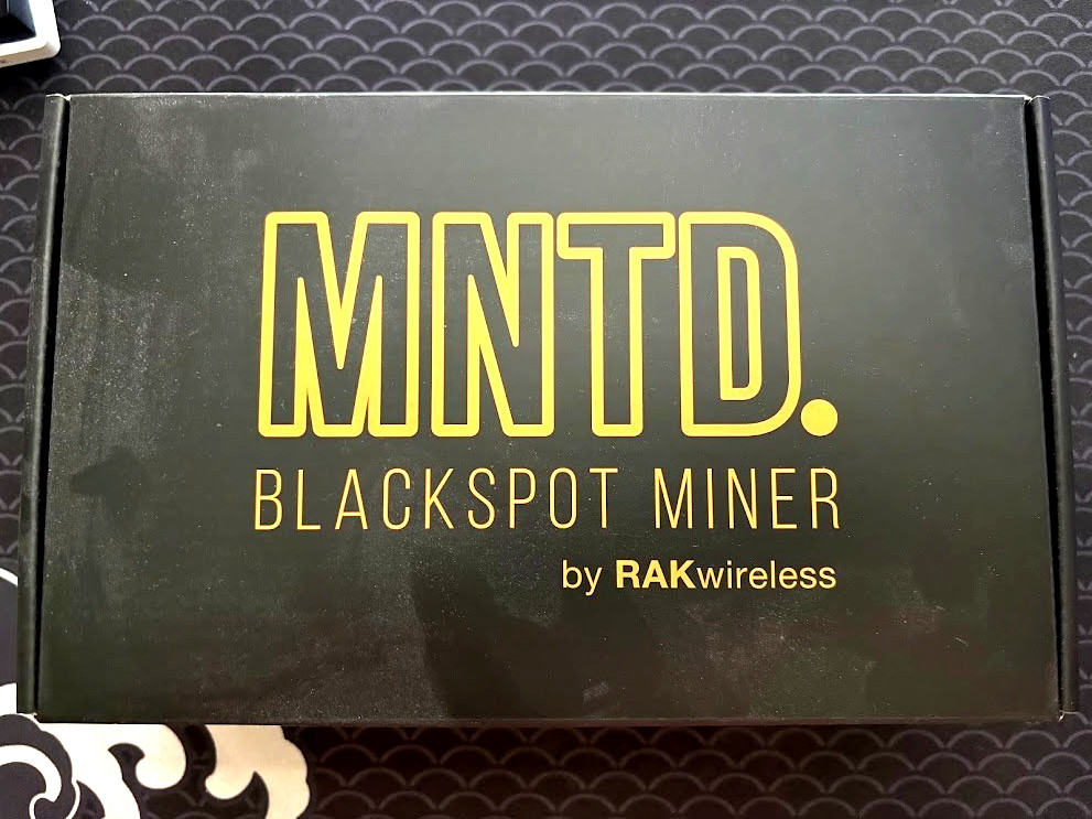 MNTD Rak Helium Miner BLACKSPOT US915 HNT Black Hotspot Brand New