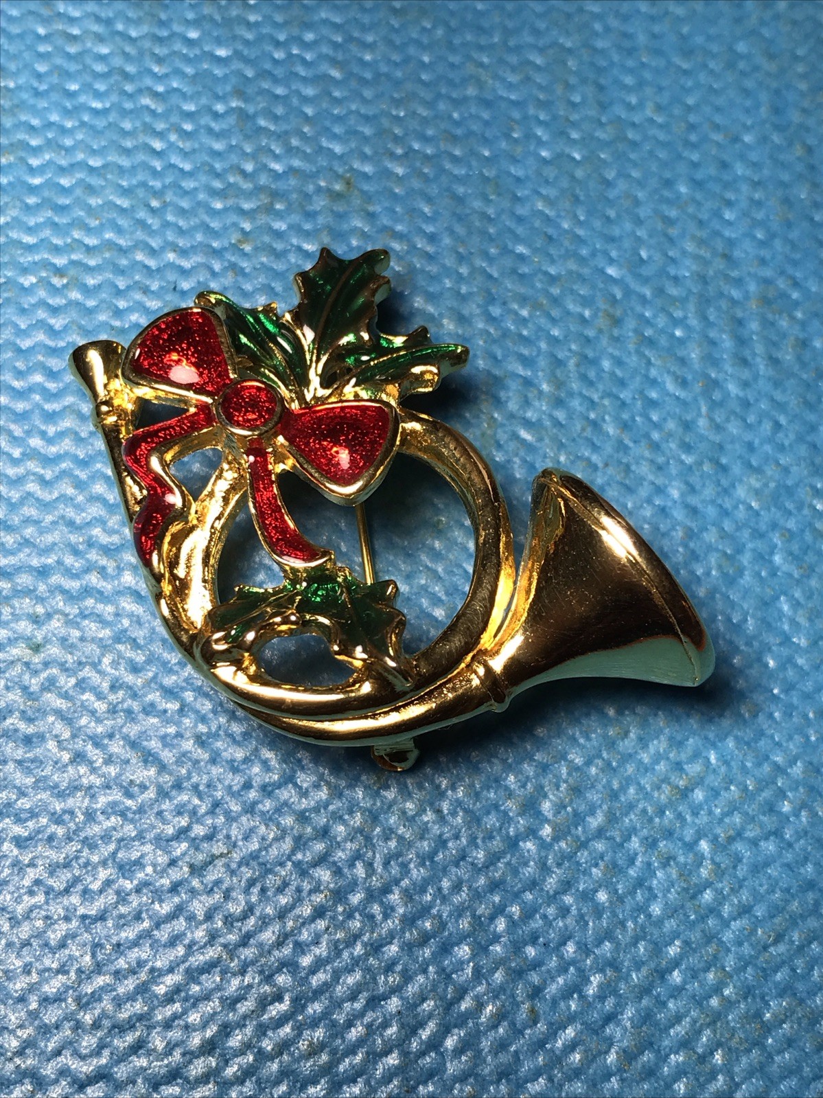 Vintage Enamel Red & Green Holly Bow Christmas Horn Brooch Pin FREE SHIPPING