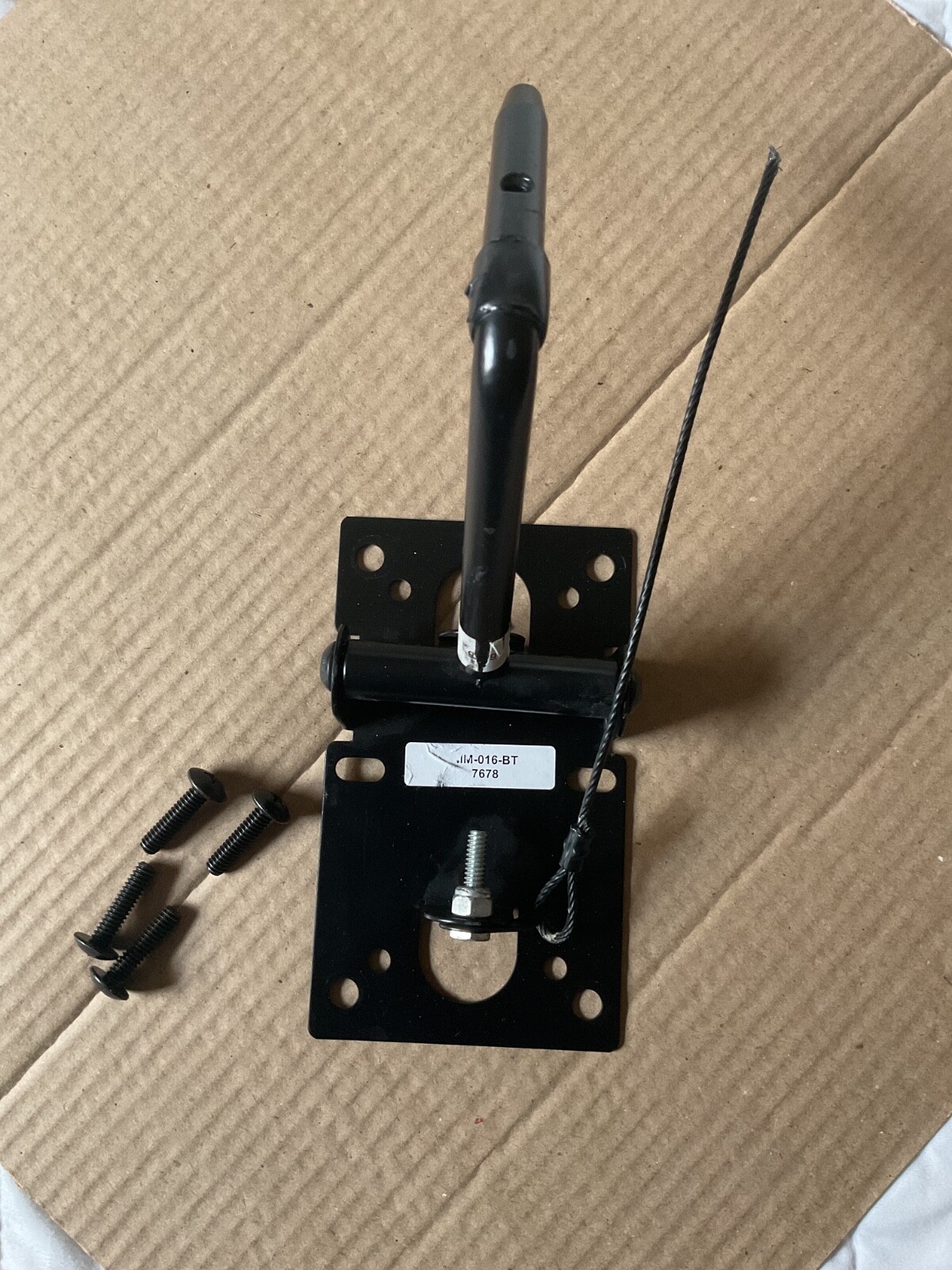 ADAPTIVE TECHNOLOGIES GROUP MM-016-BT SPEAKER MOUNT - One Of 2 Pieces Needed