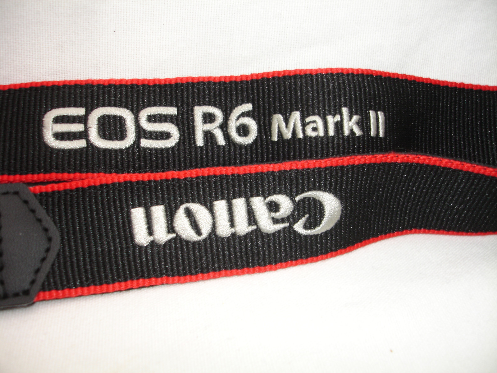CANON EOS R6 MARK II CAMERA NECK STRAP