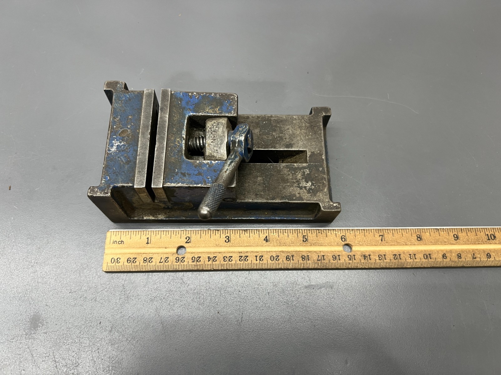 VINTAGE SHOP MADE MACHINIST STEP VISE - 2.5" JAW