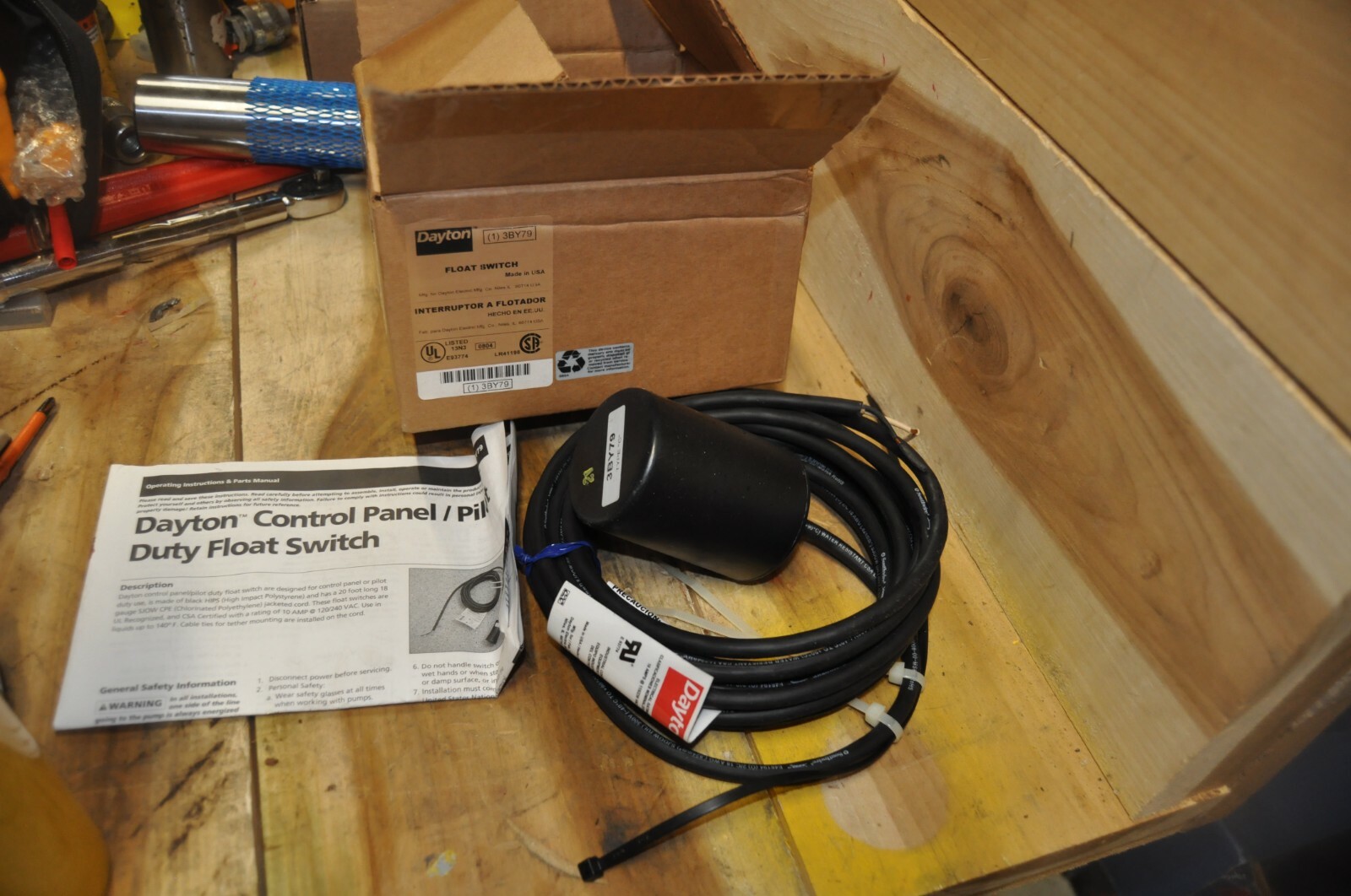 Dayton 3BY79  Float Switch 115V 10 amps