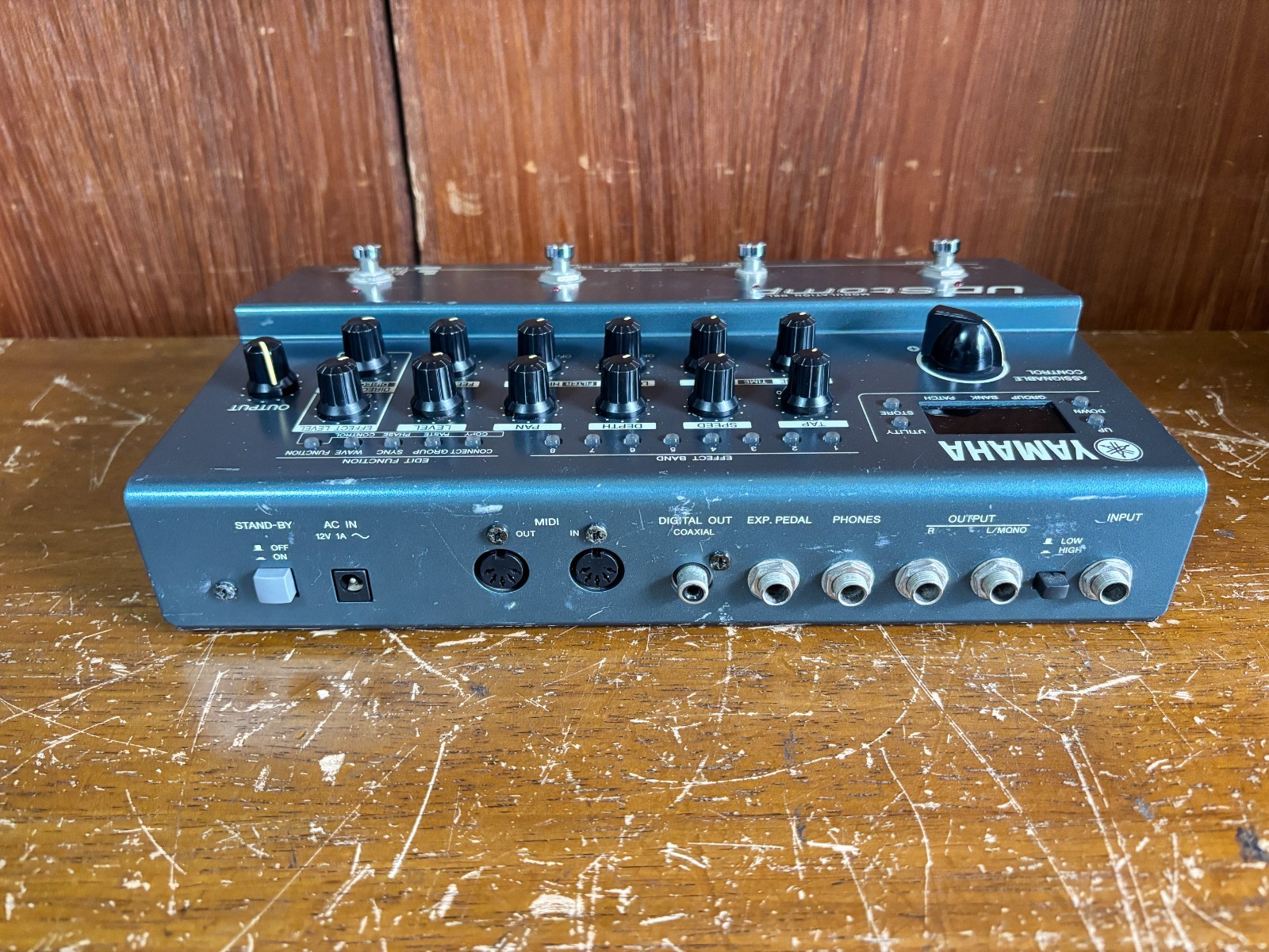 Yamaha UD Stomp MODULATION DELAY w/ power supply Allan Holdsworth
