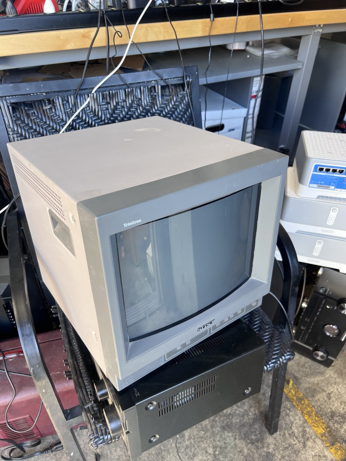 SONY TRINITRON MODEL PVM-14N5U VIDEO MONITOR - RETRO GAMING
