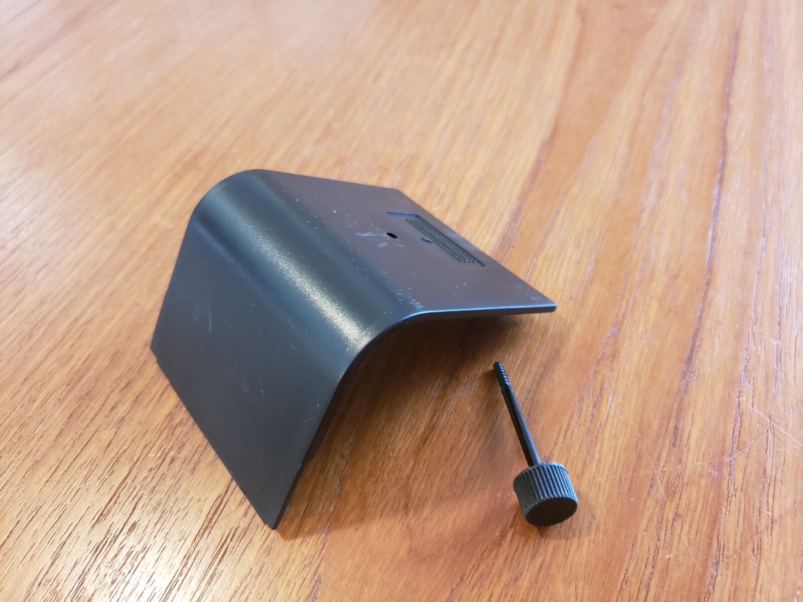 New Concept 2 Battery Door Battery Cover w/ Thumbscrew for concept2 PM3 monitor
