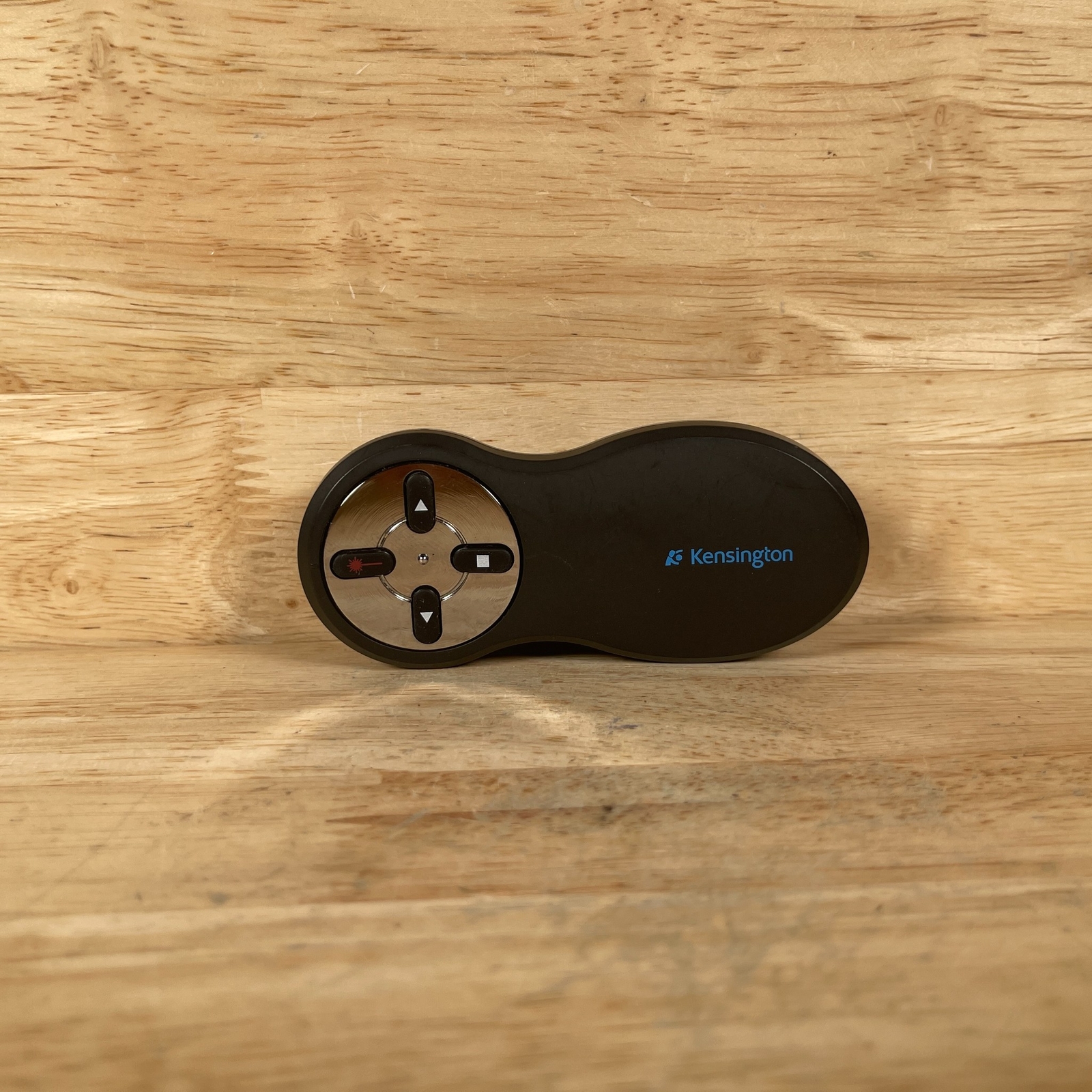 Kensington Black Wireless Handheld PC/Mac Presenter Remote Control with Laser