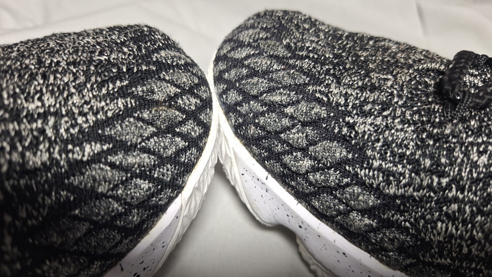Size 10.5 - Nike LeBron 15 Ashes - 897648-002