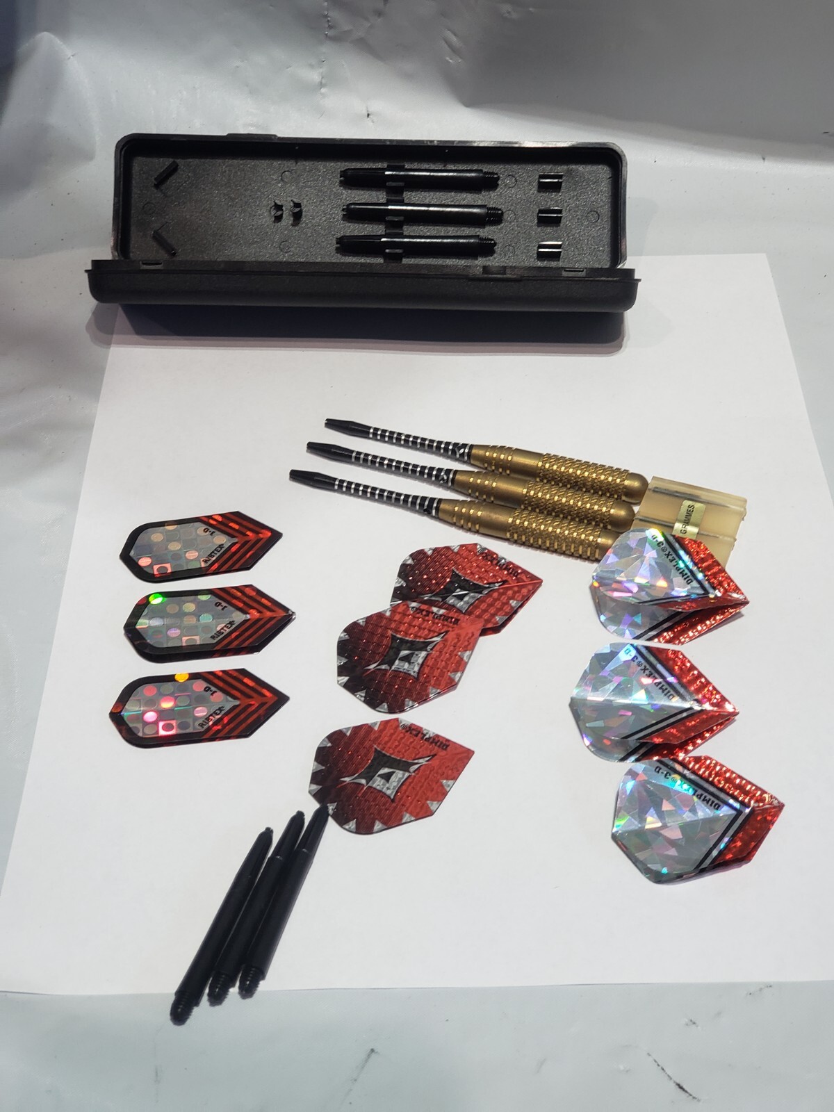 Harrows Darts Technology Hard Shell Dart Case with Dimplex Darts