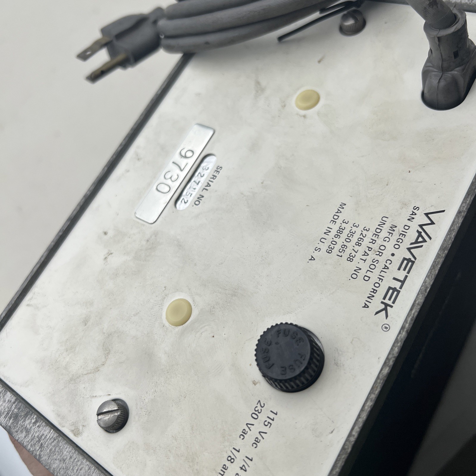 Wavetek HF VGC Voltage Controlled Noise Generator Model 142 PARTS ONLY UNTESTED