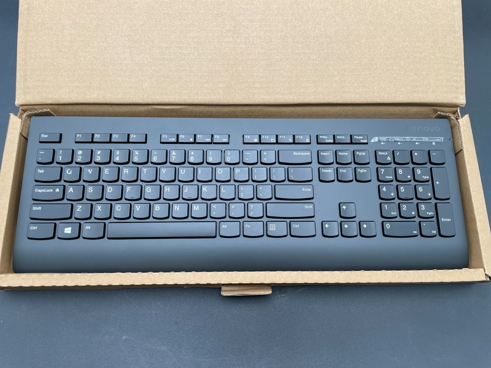 LOT of 5 - Lenovo Pro Wireless Keyboard (Model: KBRFBD71) Part# 4X30H56841