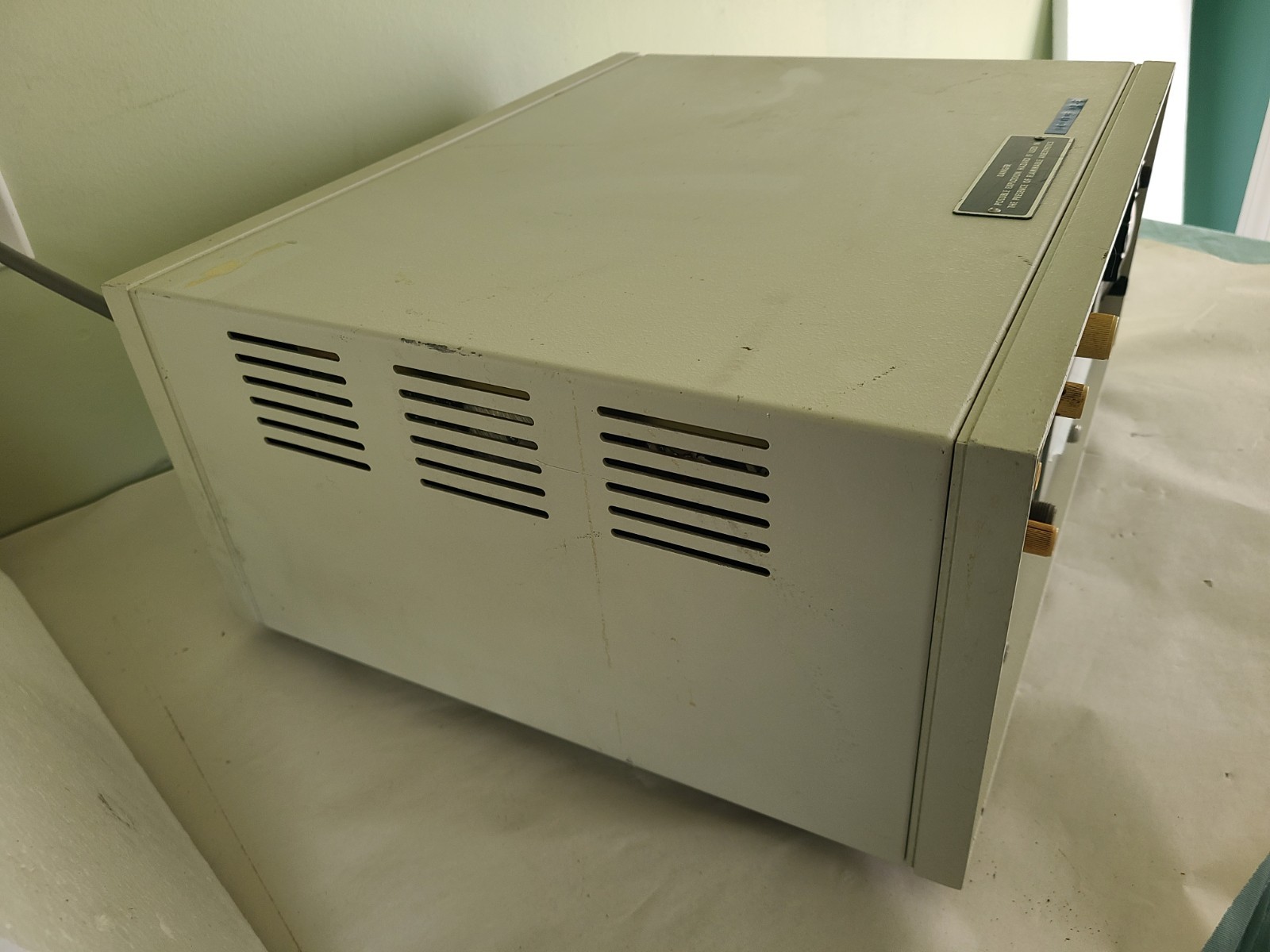 Vintage Model 2106 FETASONDE unit ROCHE, Powers Up, AS IS UNTESTED