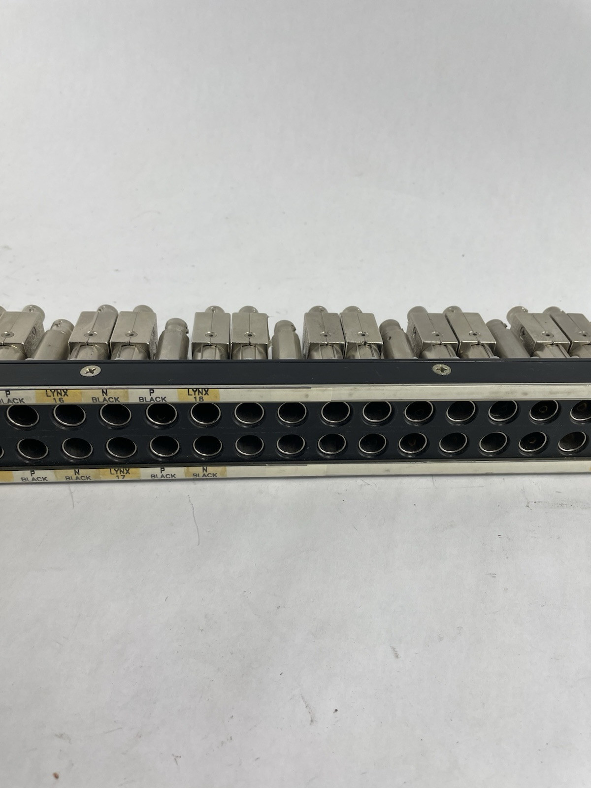 Switchcraft 2x26 HD Video Patchbay 1 RU Normalled 52 input Rackmount