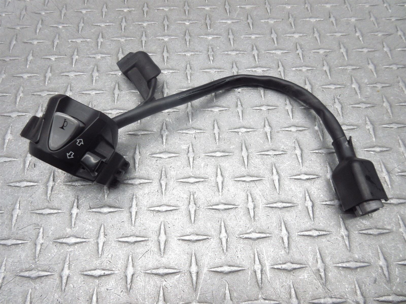 2019 15-19 Honda CB300 CBF300 Left Handlebar Control Switch Signal Light Horn