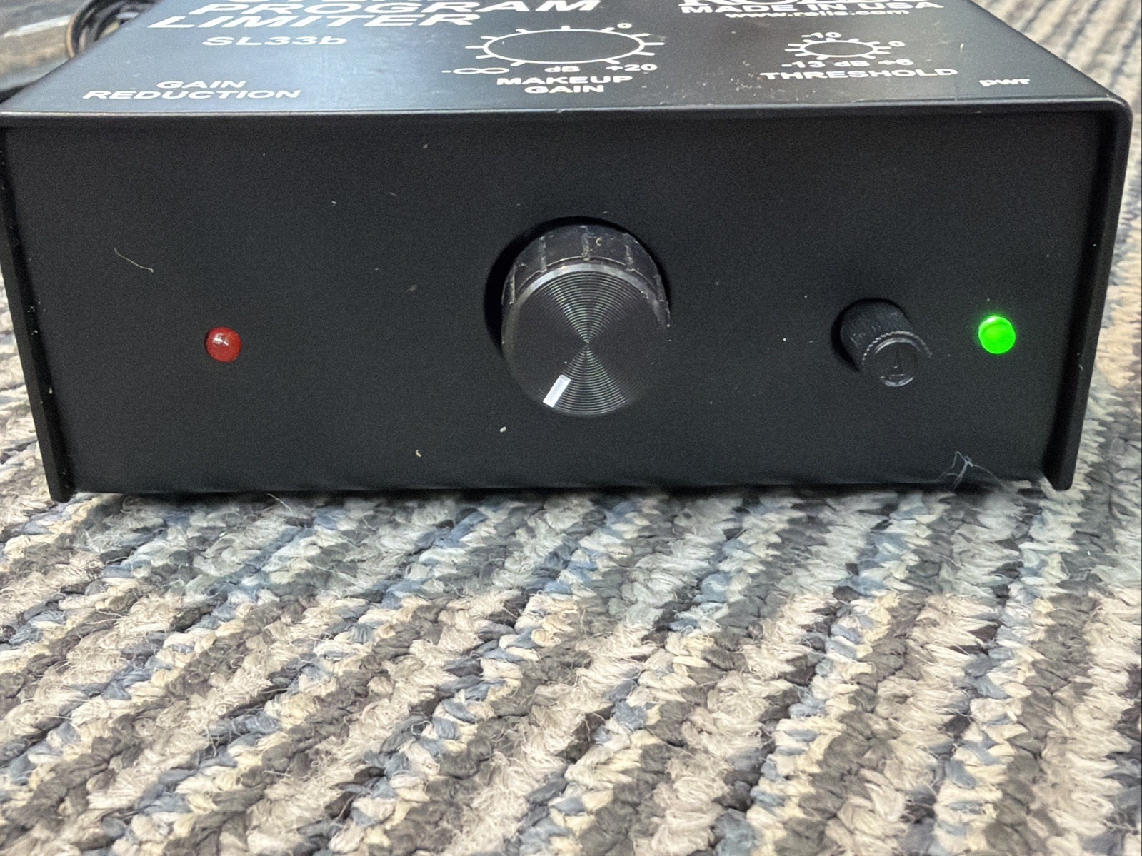 SL33b Mini Stereo Program Limiter with RCA and 3.5mm in/Out Rolls Tested