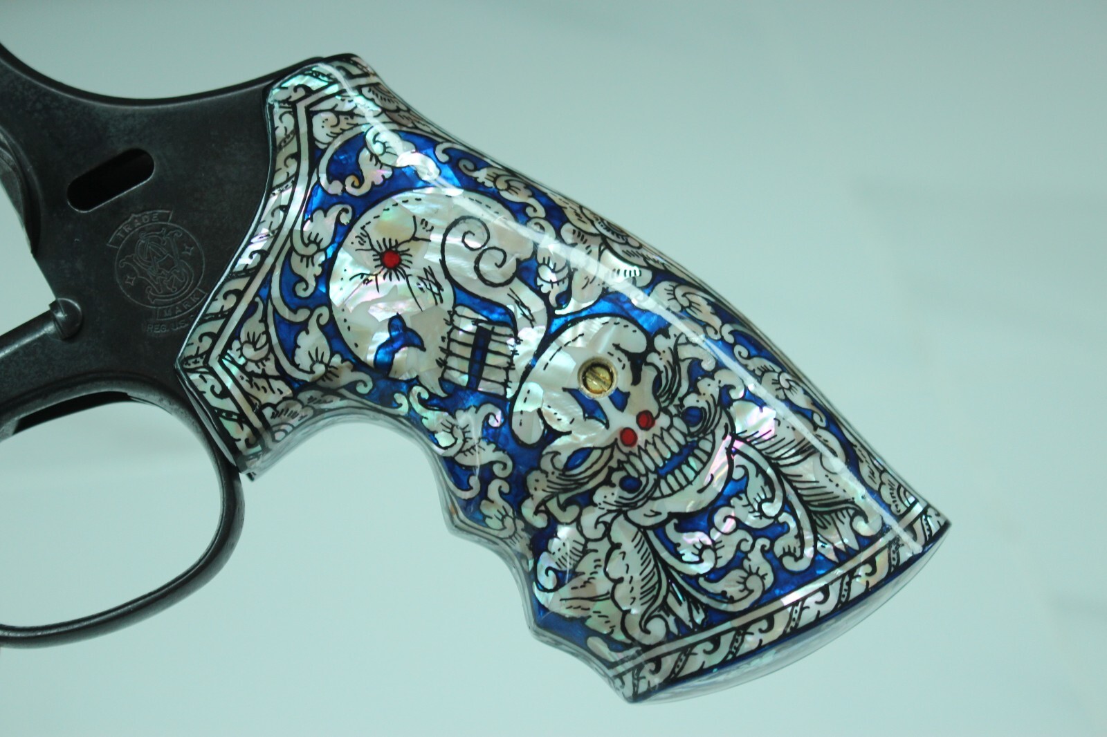 MOTHER OF PEARL GRIPS FOR S&W K, L FRAME SQ/RD BUTT BLUE SKULL ART VITOONMAKERS