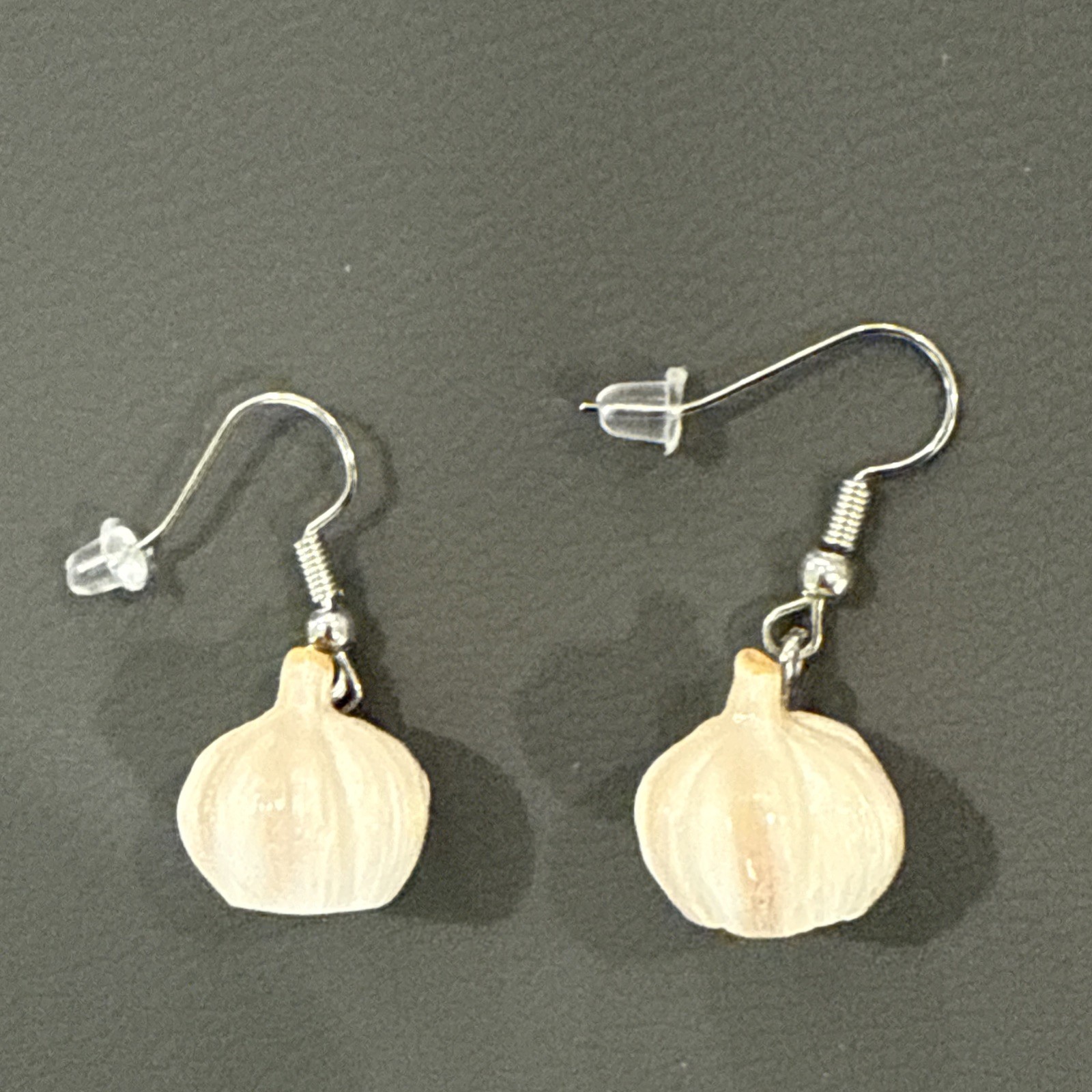 Beautiful Vintage onion Dangle Earrings Whimsical Boho Style new without tags