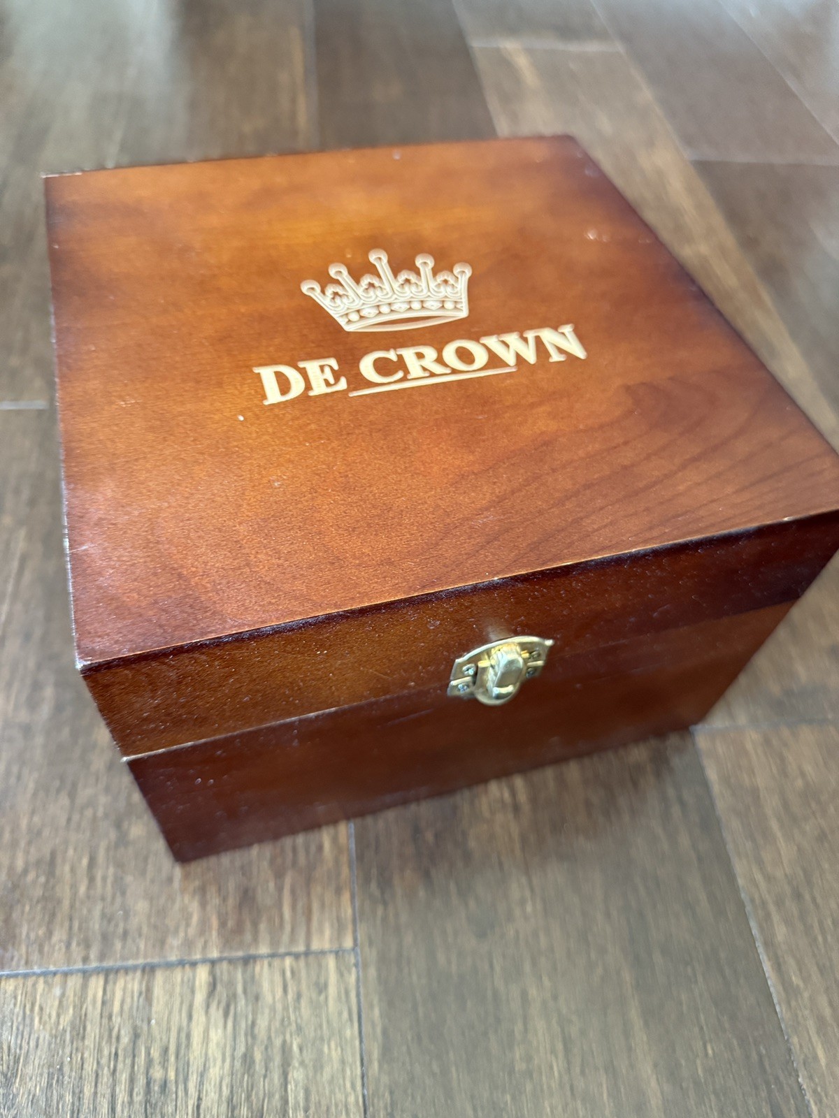 Whiskey Stone Gift Set Glasses .Stainless Steel Tongs Wooden Box DE CROWN