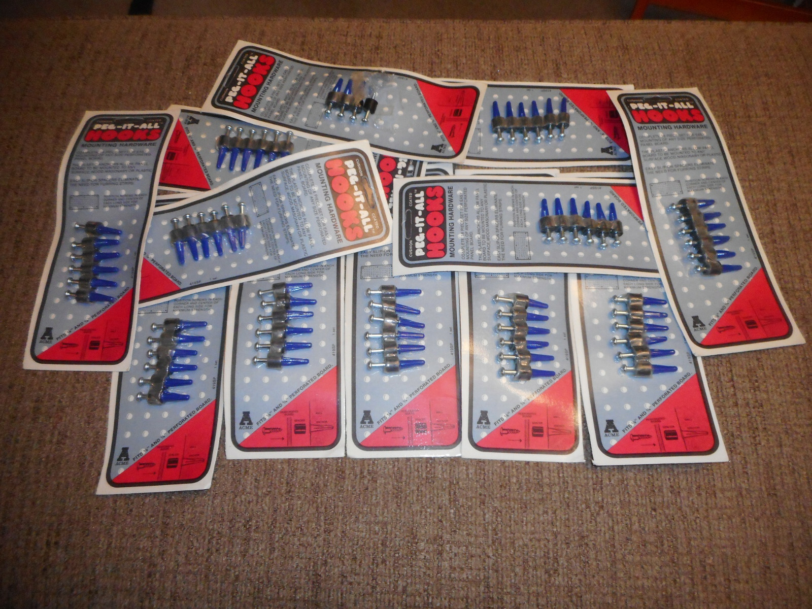 Vintage Peg It All Peg Board Mounting Hardware 12 NOS Sets of 6 de