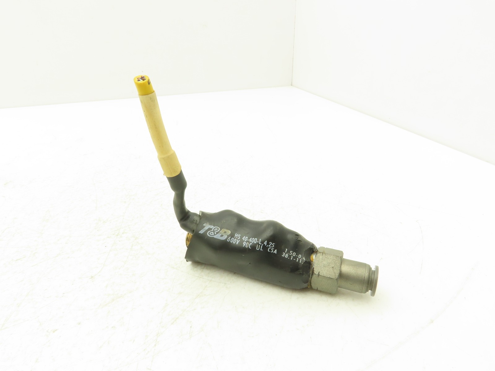 Gems Sensor 168432 FS-380 Liquid Flow Switch 3/8"NPT  New Take-Off