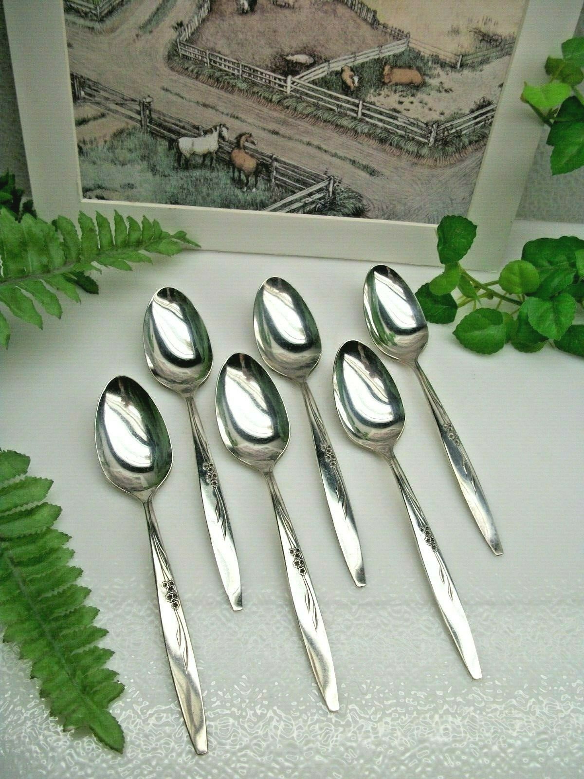 6   Oneida Community Silverplate   ENCHANTMENT  Gentle Rose  Teaspoons