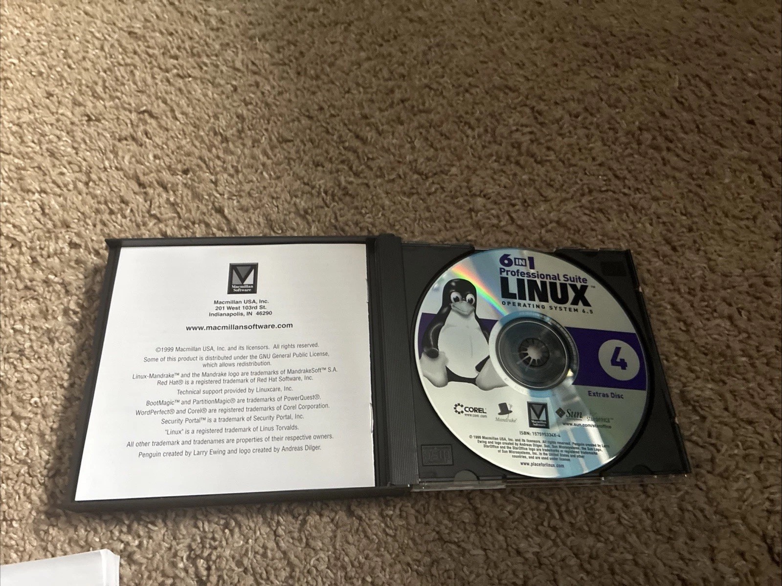 Vintage 1999 Mandrake Linux 6 (6.5) Suite Complete Operating System Set CIB