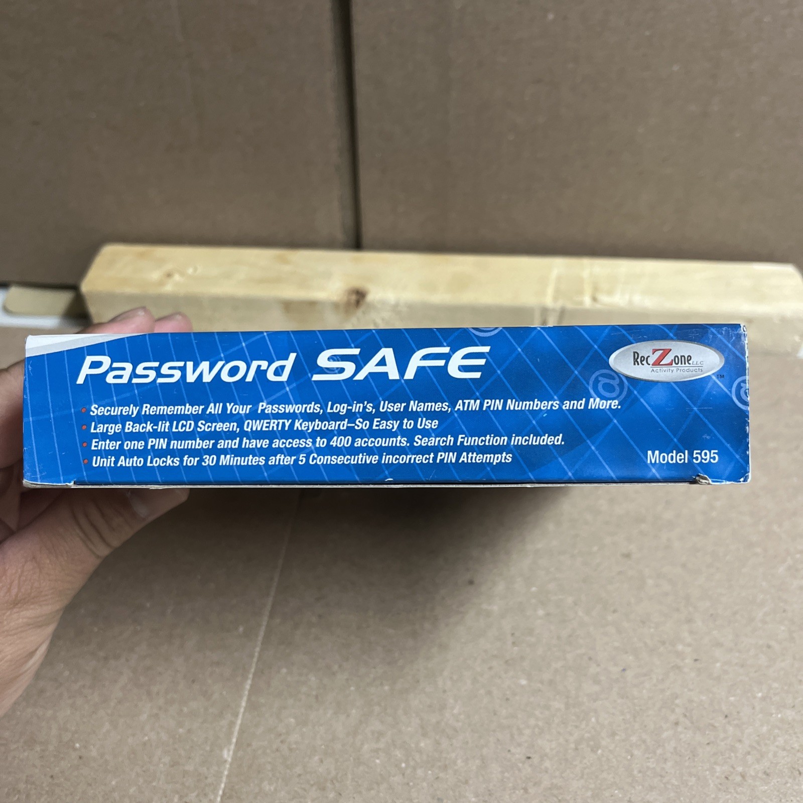 RecZone Password Safe Backlit LCD Built In Memory QWERTY Keyboard Model 595