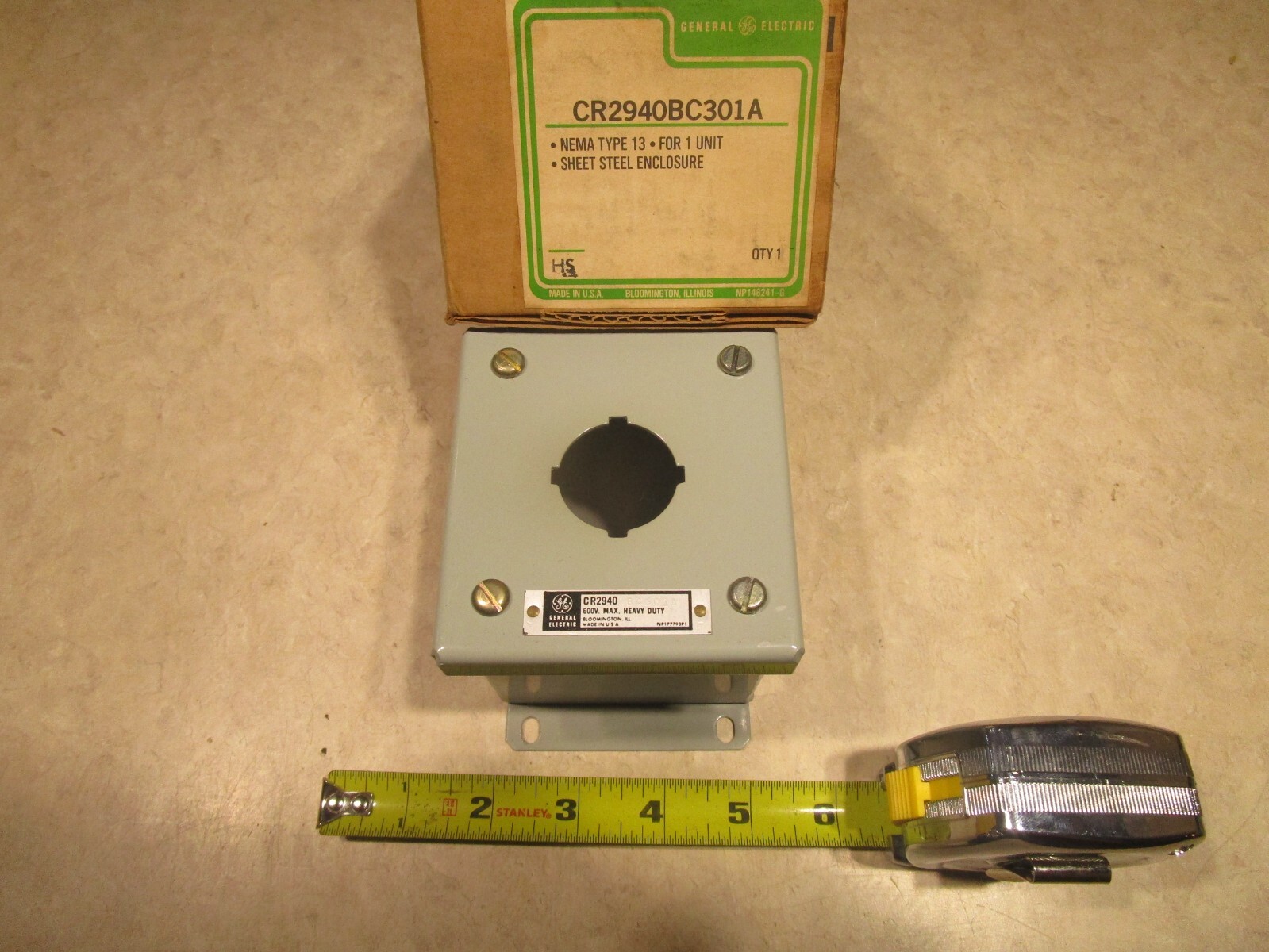 GENERAL ELECTRIC CR2940BC301A SHEET STEEL ENCLOSURE, S0738
