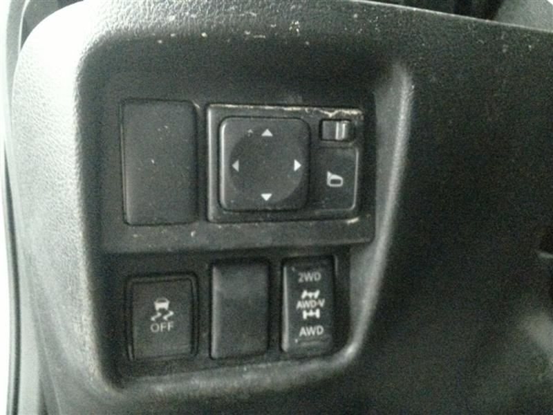 Driver Left Front Spindle/Knuckle Fits 11-25 LEAF 104685757