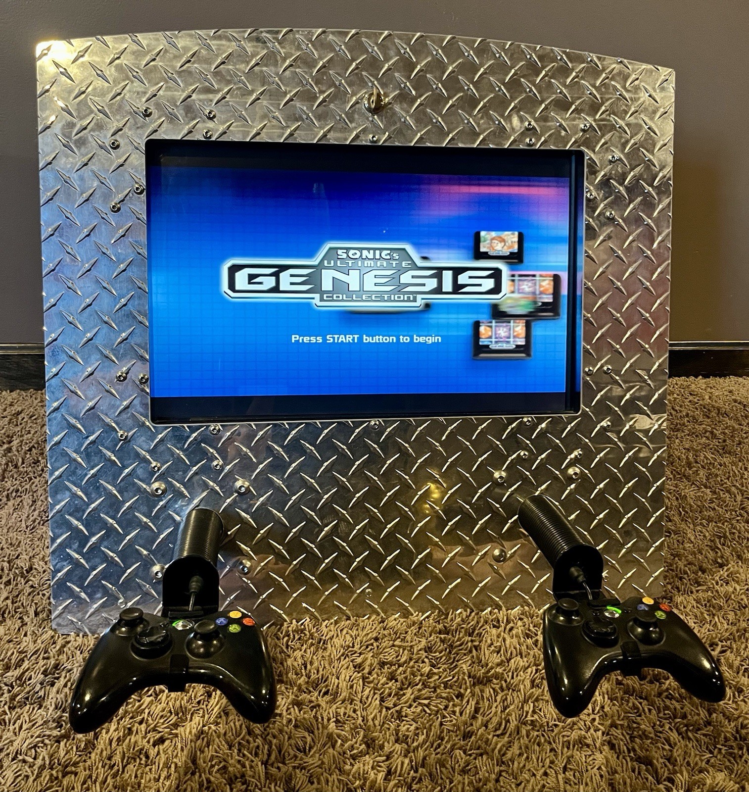 Custom Xbox 360 S Arcade Kiosk Cabinet 22" LCD 2 Controllers Man Cave Tested
