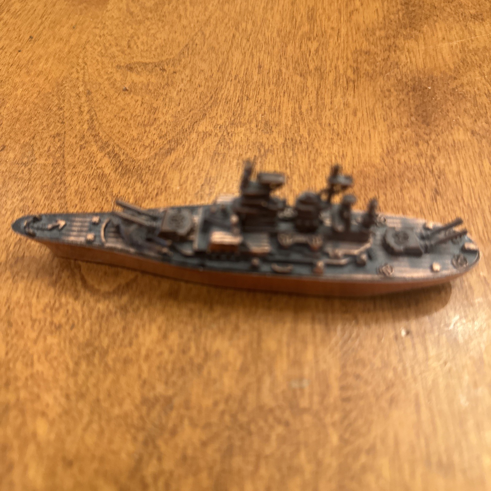Copper Die Cast Battle Ship Pencil Sharpener Miniature Warship BB-40 Guns Swivel