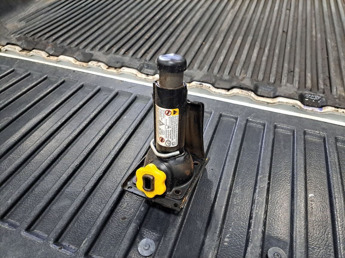 2011 Silverado Truck/Pickup 1500 Jack Sku#4296321