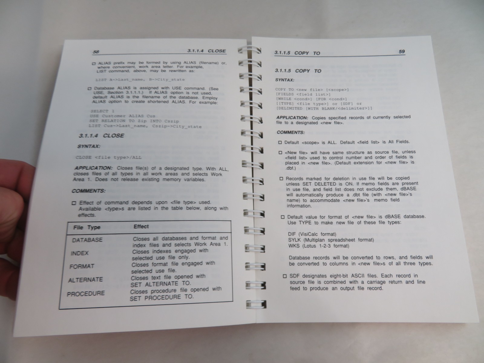 dBASE III PLUS by Ashton-Tate Programmers Field Guide Robert Boise