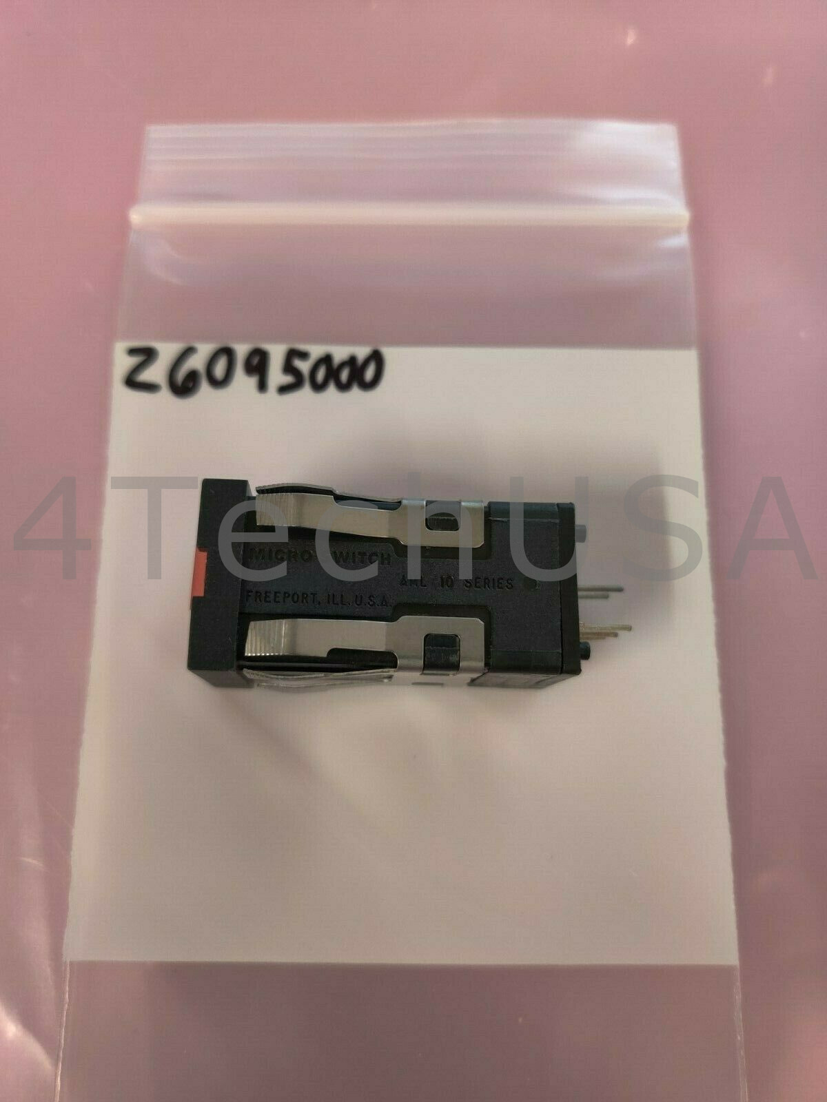 Universal Instruments Pushbutton Switch 26095000