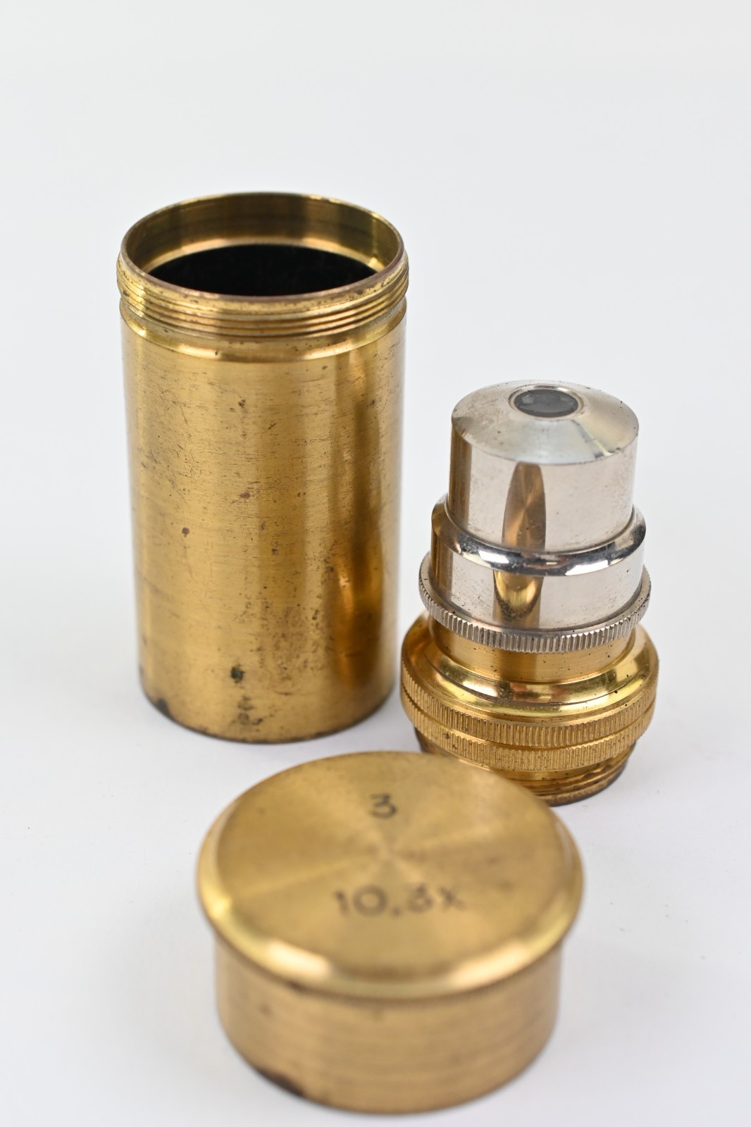 Antique Brass Microscope Eyepiece 10.3X Ocular Lens w Brass Case