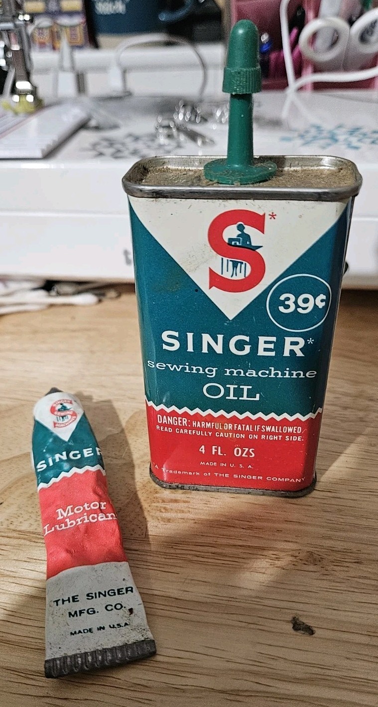 Vintage Singer Sewing Machine Oil 4fl Oz, & A Tube Of Motor Lubricant  Was .39
