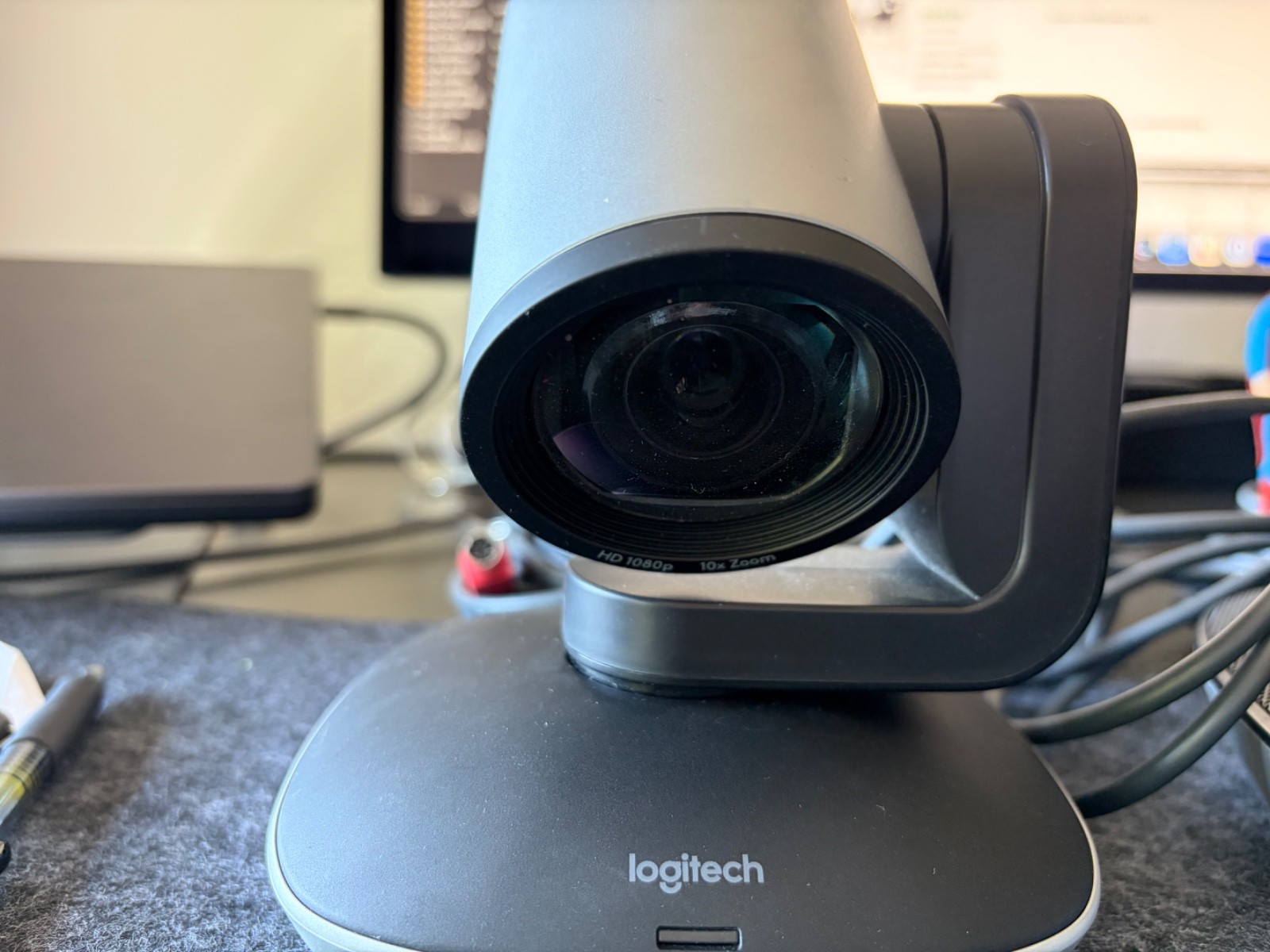 Complete Logitech GROUP Video Conferencing System Duplex Speakerphone TESTED