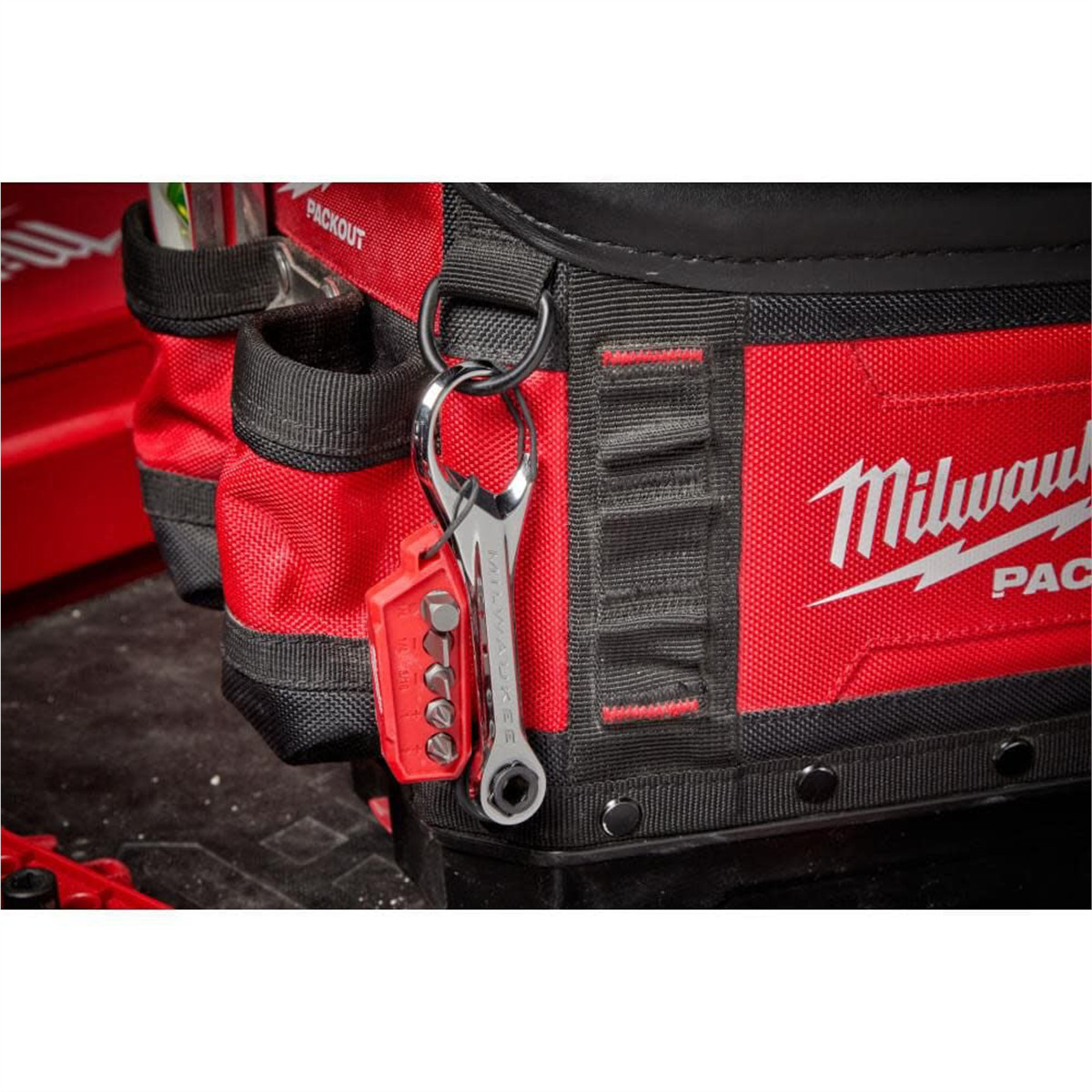 Milwaukee Tool 7-in-1 Multi-Bit Mini Ratchet